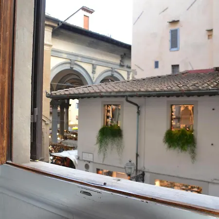 La Loggia Del Porcellino
